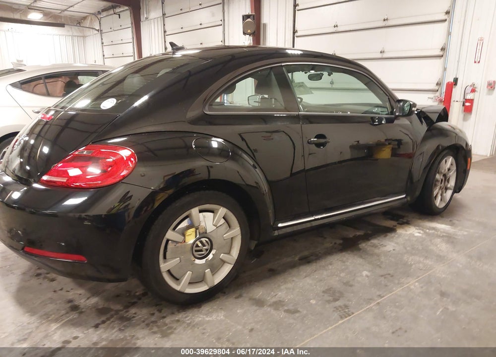 2012 VOLKSWAGEN BEETLE 2.5L VIN: 3VWJP7AT4CM659893