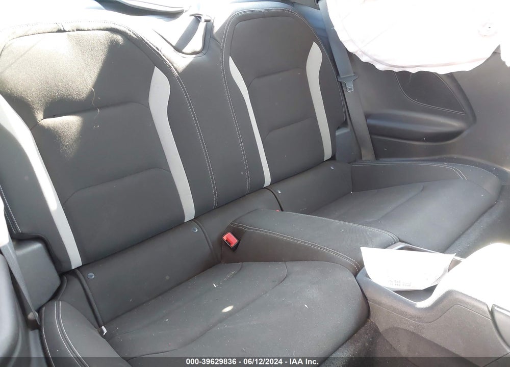 2021 CHEVROLET CAMARO RWD 1LT VIN: 1G1FB1RX0M0106893