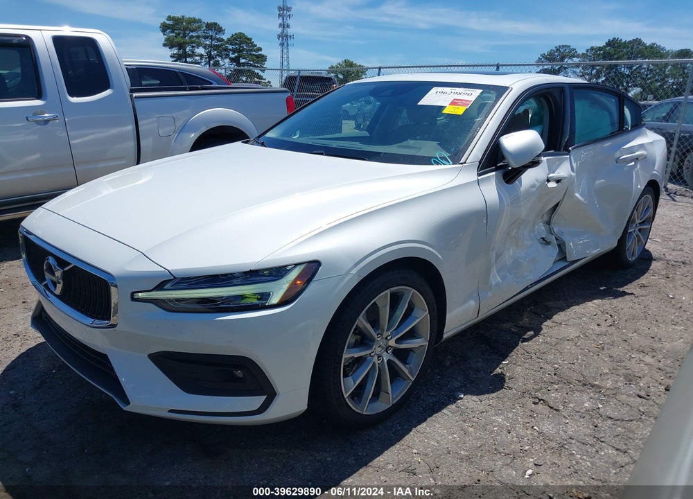 2021 VOLVO S60 T5 MOMENTUM VIN: 7JR102FK0MG093349