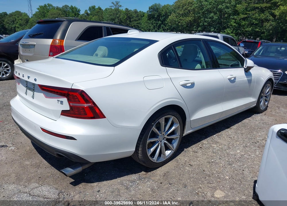 2021 VOLVO S60 T5 MOMENTUM VIN: 7JR102FK0MG093349