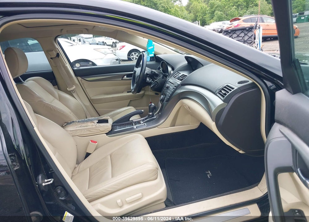 2014 ACURA TL VIN: 19UUA8F26EA004630