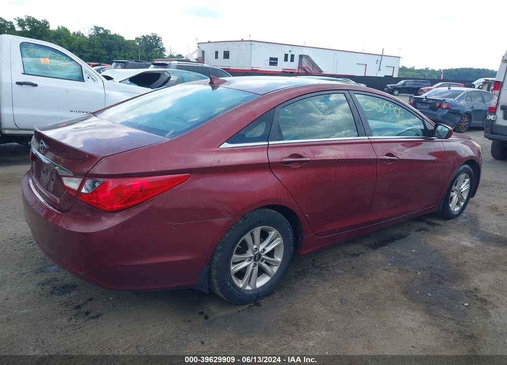 2013 HYUNDAI SONATA GLS VIN: 5NPEB4ACXDH647675