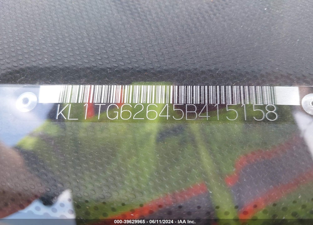 2005 CHEVROLET AVEO LT VIN: KL1TG62645B415158