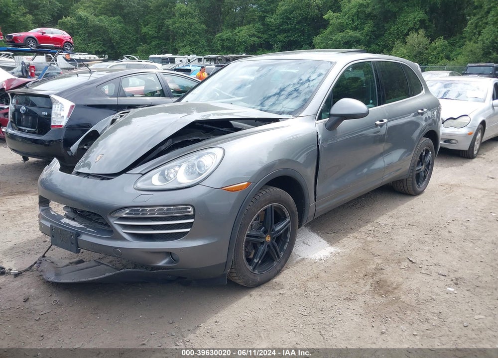 2014 PORSCHE CAYENNE PLATINUM EDITION VIN: WP1AA2A22ELA97543