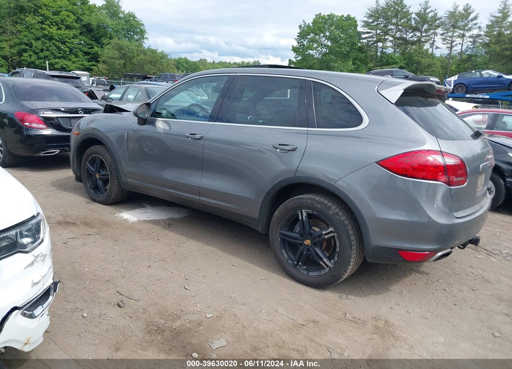 2014 PORSCHE CAYENNE PLATINUM EDITION VIN: WP1AA2A22ELA97543