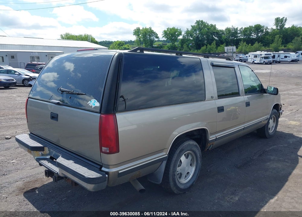 1999 CHEVROLET SUBURBAN 1500 VIN: 3GNEC16R0XG217215