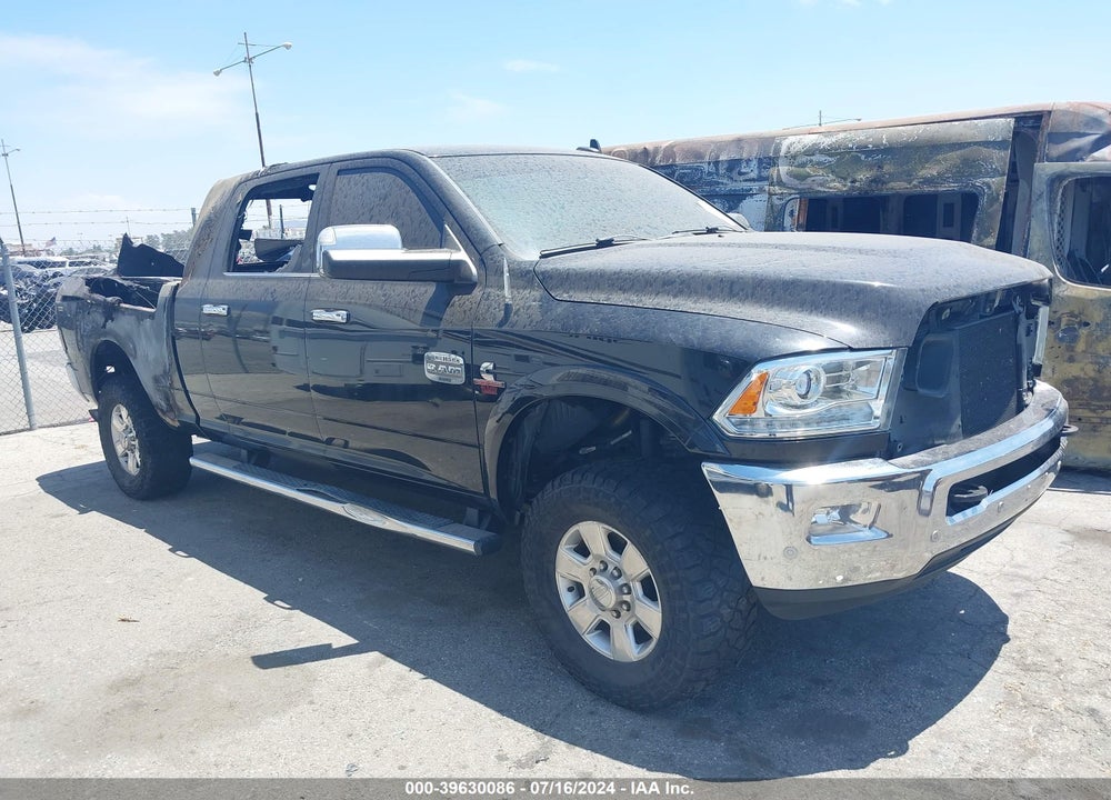 2018 RAM 3500 LAIE LONGHORN MEGA CAB 4X4 6'4 BOX VIN: 3C63R3NL6JG139075