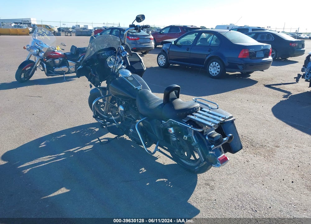 1999 HARLEY-DAVIDSON FLTRI VIN: 1HD1FSW1XXY637468
