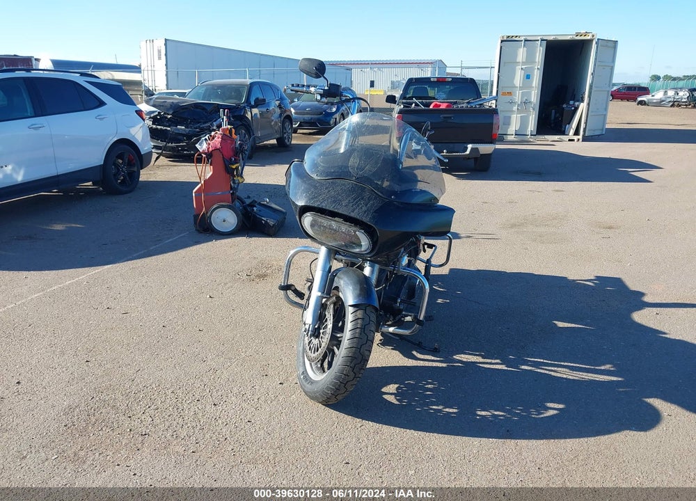 1999 HARLEY-DAVIDSON FLTRI VIN: 1HD1FSW1XXY637468