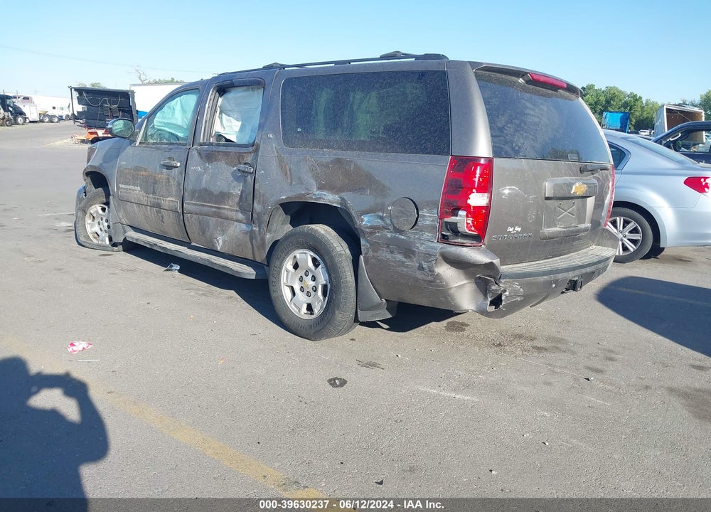 2013 CHEVROLET SUBURBAN 1500 LT VIN: 1GNSKJE78DR189942