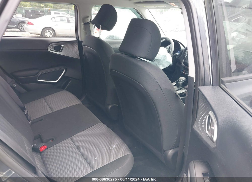 2021 KIA SOUL VIN: KNDJ23AU0M7744633