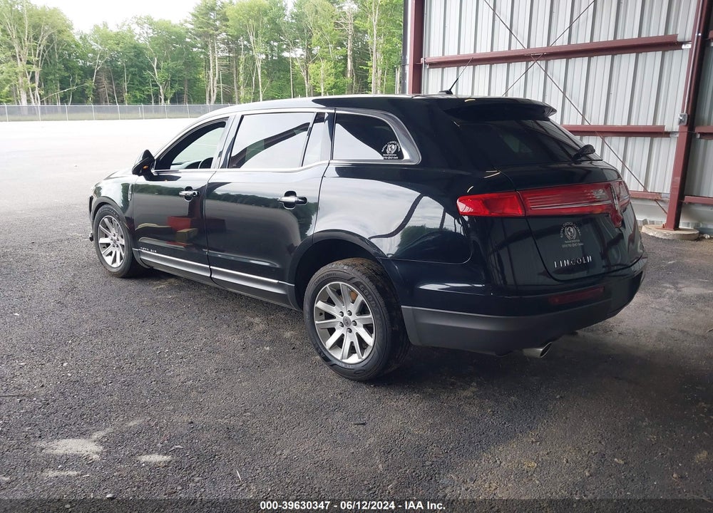 2018 LINCOLN MKT LIVERY VIN: 2LMHJ5NK9JBL01180