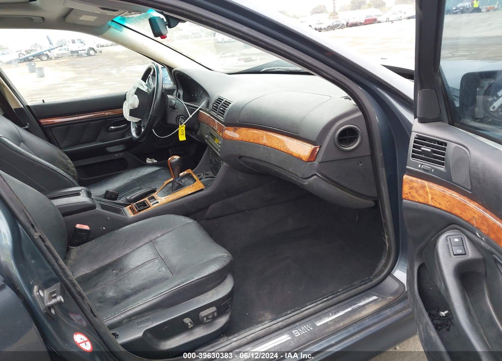 2000 BMW 528IA VIN: WBADM6344YGU26202
