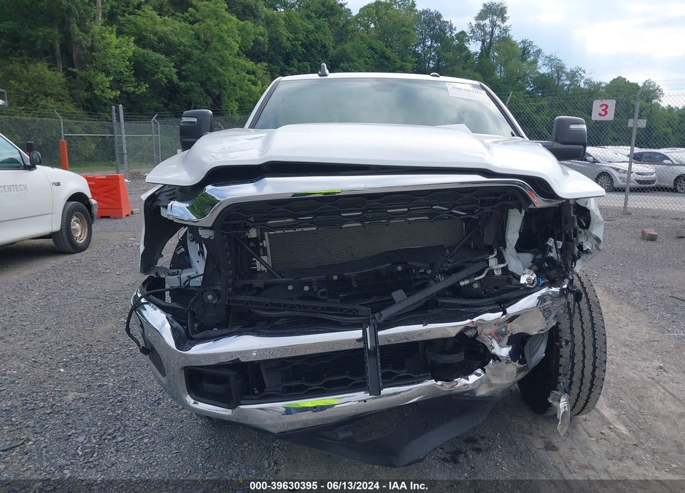 2023 RAM 2500 TRADESMAN 4X4 8' BOX VIN: 3C6UR5HL1PG615429