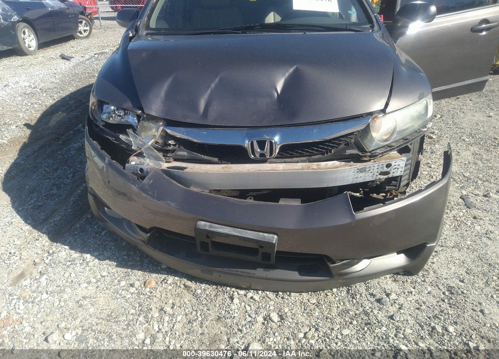 2011 HONDA CIVIC LX VIN: 19XFA1F57BE041624