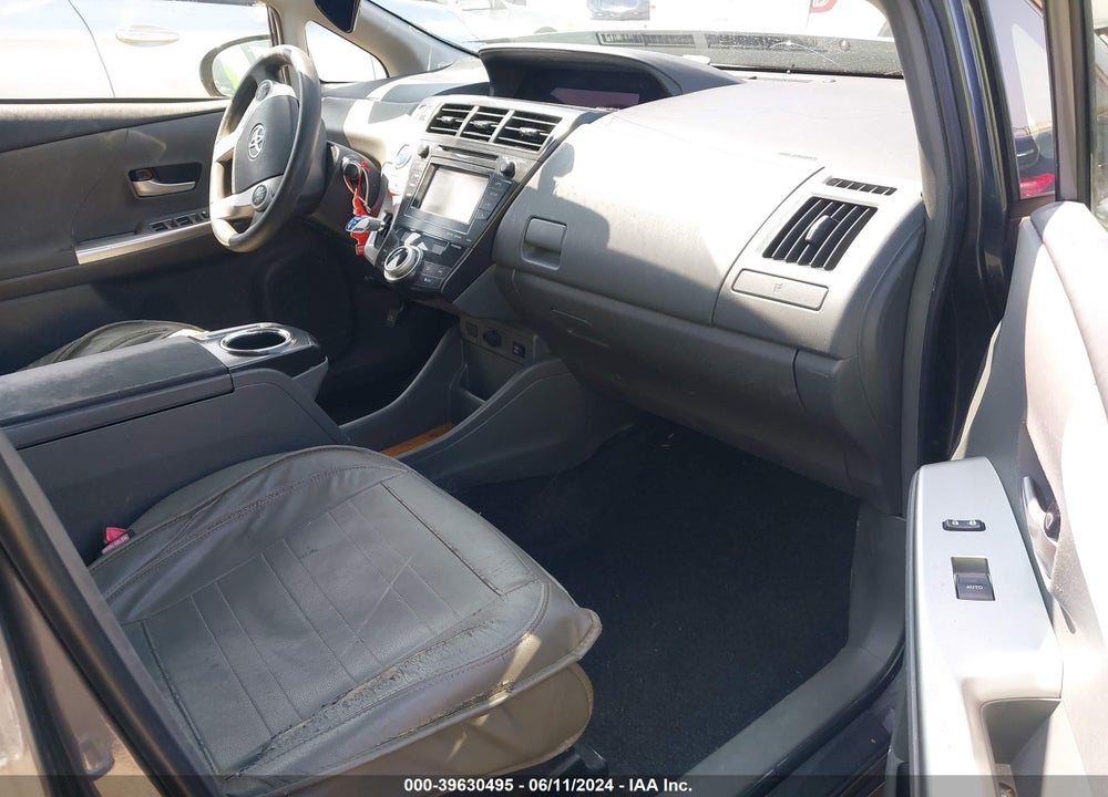 2013 TOYOTA PRIUS V THREE VIN: JTDZN3EUXD3234057