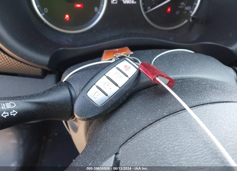 2019 NISSAN KICKS S VIN: 3N1CP5CU4KL527052