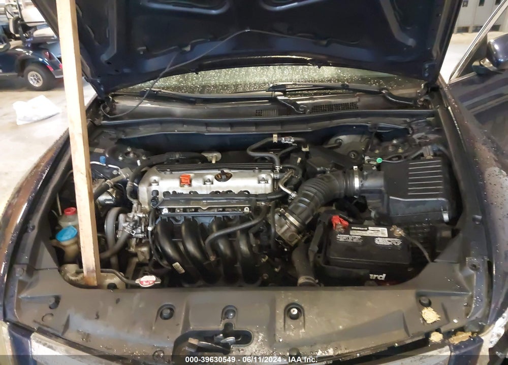 2011 HONDA ACCORD 2.4 LX VIN: 1HGCP2F37BA070230