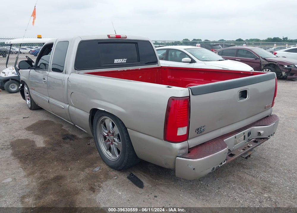 2005 GMC SIERRA 1500 SLE VIN: 2GTEC19V651328603