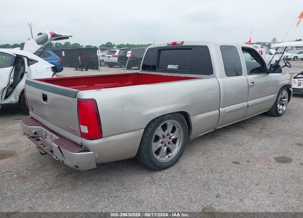 2005 GMC SIERRA 1500 SLE VIN: 2GTEC19V651328603