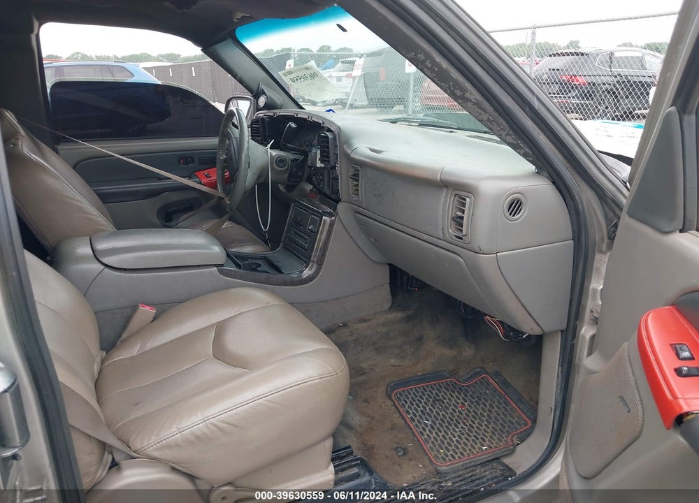 2005 GMC SIERRA 1500 SLE VIN: 2GTEC19V651328603