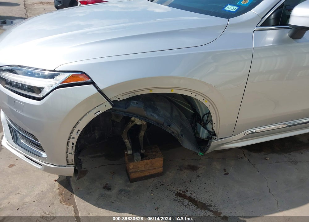 2020 VOLVO XC90 T6 INSCRIPTION 6 PASSENGER VIN: YV4A221L9L1556774