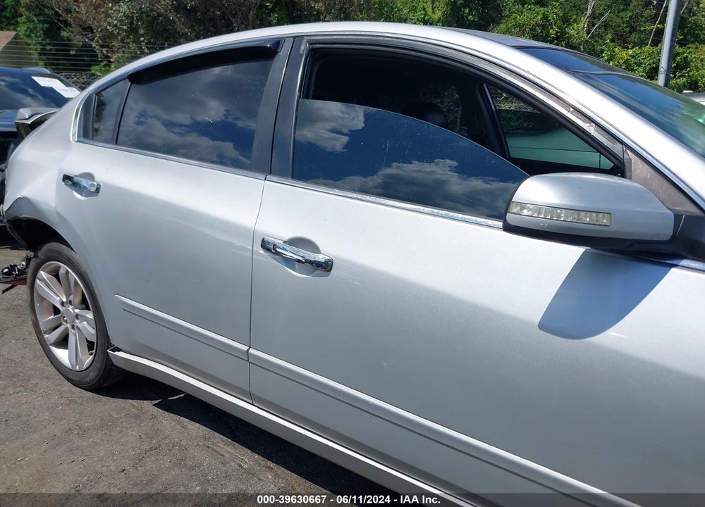 2011 NISSAN ALTIMA 3.5 SR VIN: 1N4BL2AP5BC143850