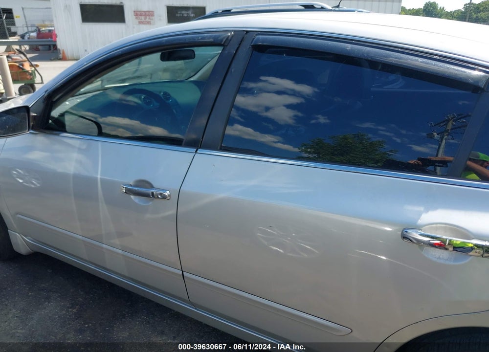 2011 NISSAN ALTIMA 3.5 SR VIN: 1N4BL2AP5BC143850
