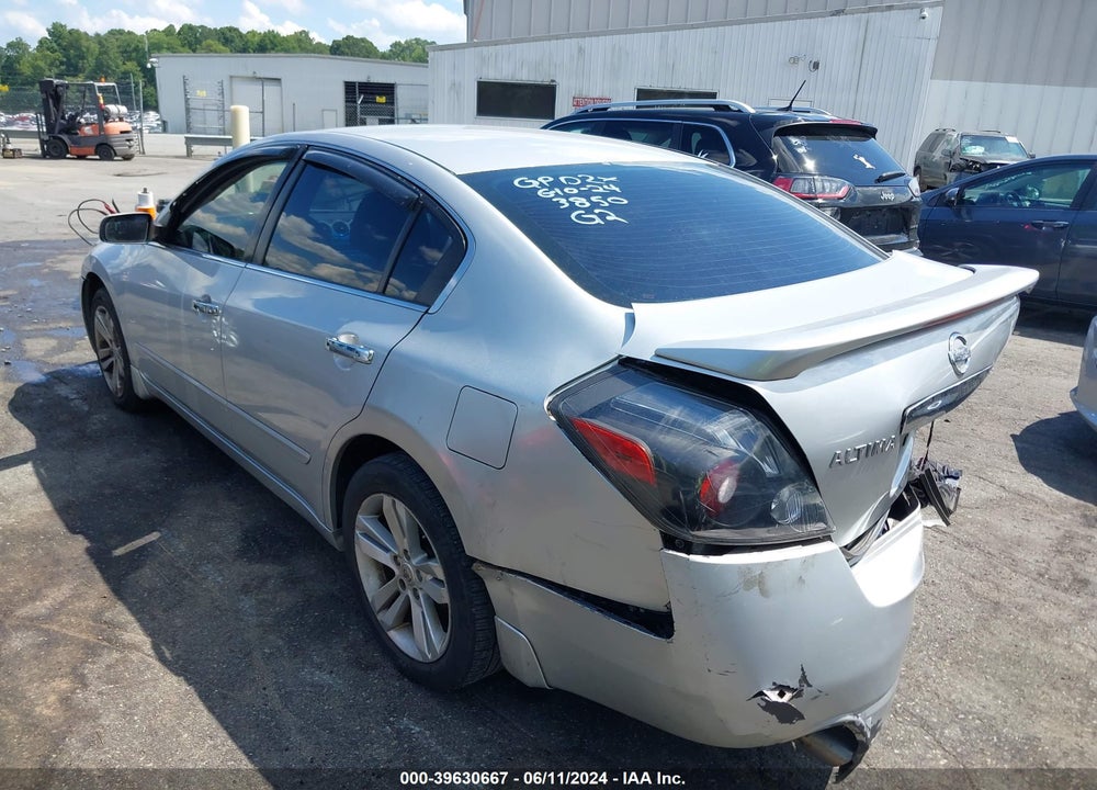 2011 NISSAN ALTIMA 3.5 SR VIN: 1N4BL2AP5BC143850