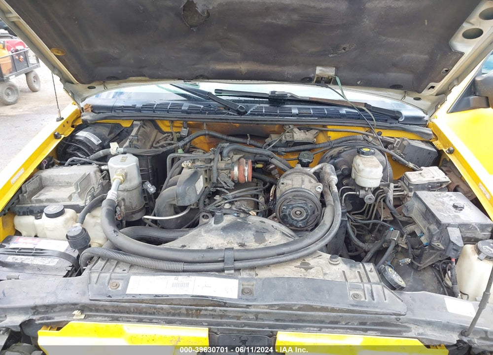 2002 CHEVROLET S-10 LS VIN: 1GCCS145428260182