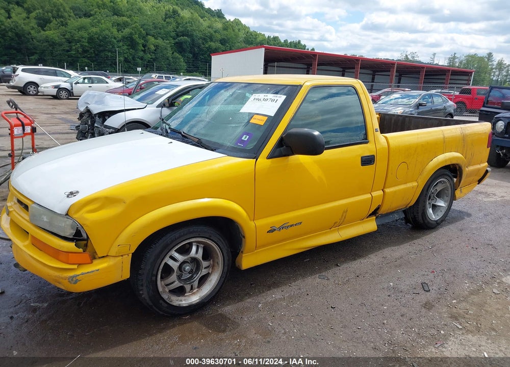 2002 CHEVROLET S-10 LS VIN: 1GCCS145428260182