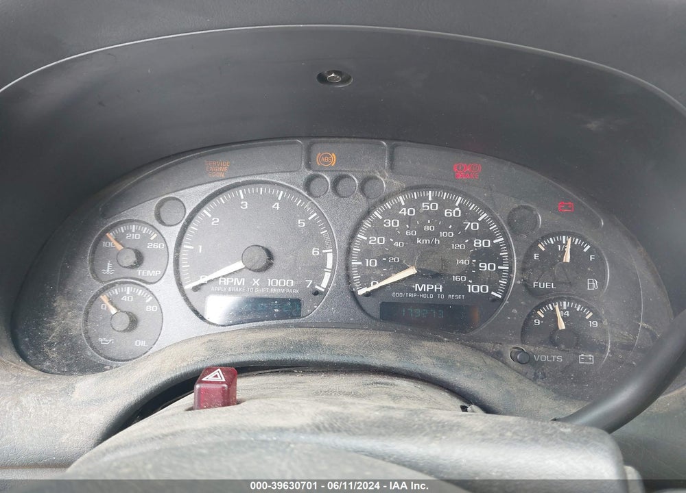 2002 CHEVROLET S-10 LS VIN: 1GCCS145428260182