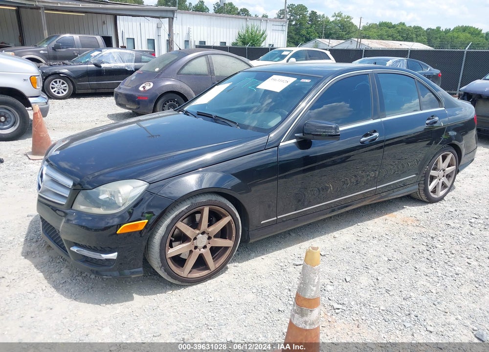 2013 MERCEDES-BENZ C 350 SPORT VIN: WDDGF5HB5DA771771