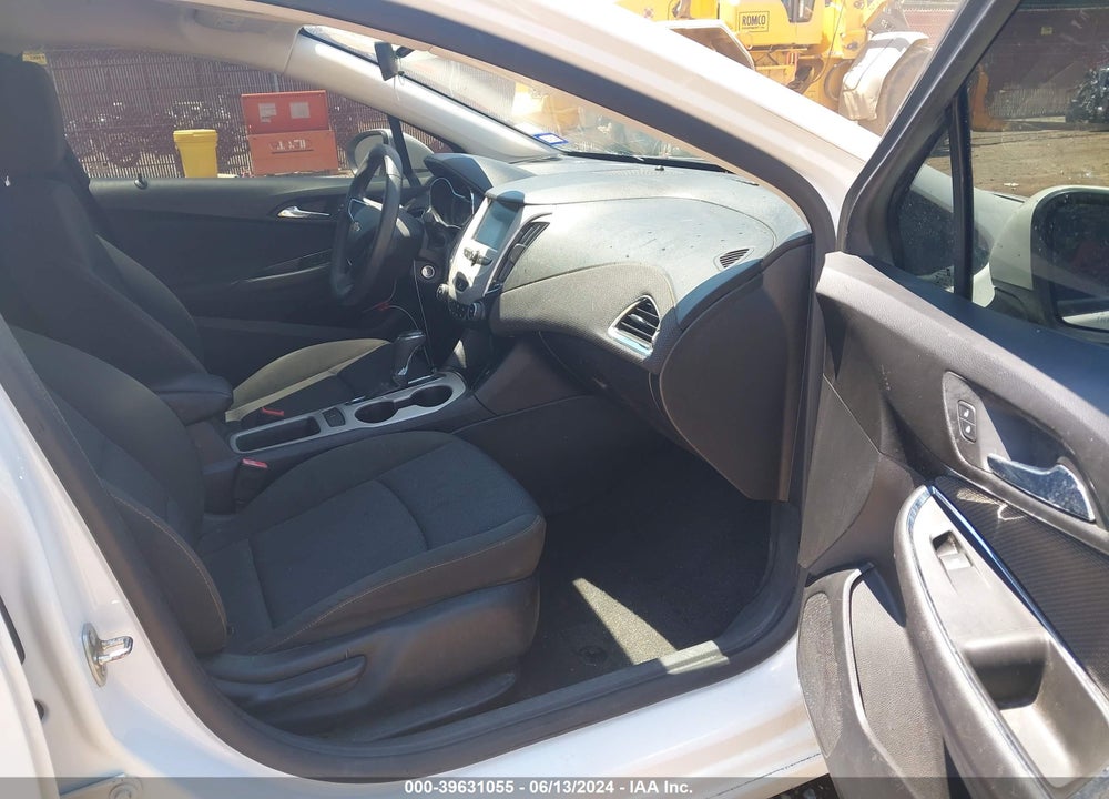 2016 CHEVROLET CRUZE LS AUTO VIN: 1G1BC5SM7G7285853
