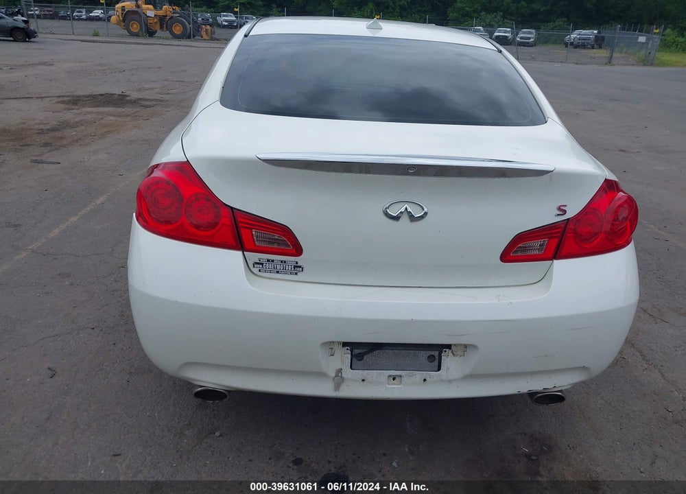 2008 INFINITI G35X VIN: JNKBV61F48M271551