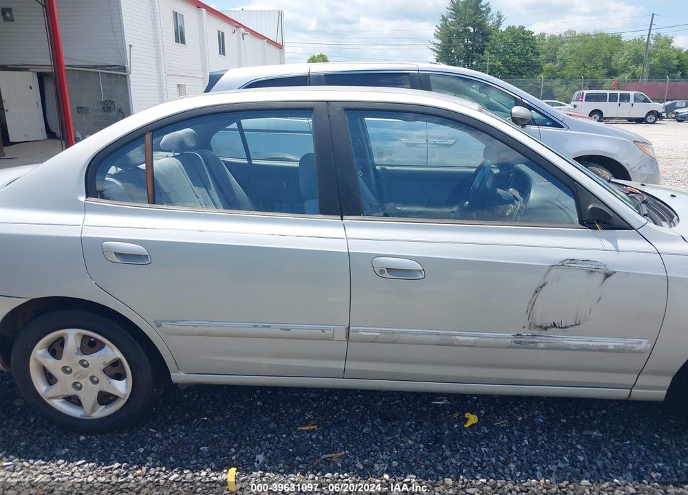 2006 HYUNDAI ELANTRA GLS/LIMITED VIN: KMHDN46D26U371825