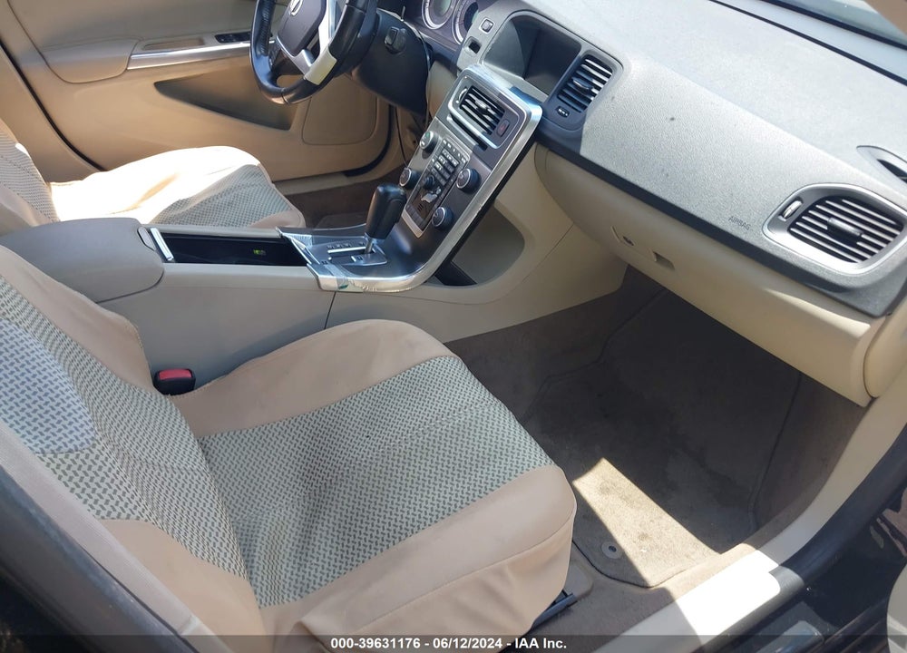 2012 VOLVO S60 VIN: YV1622FS4C2026144