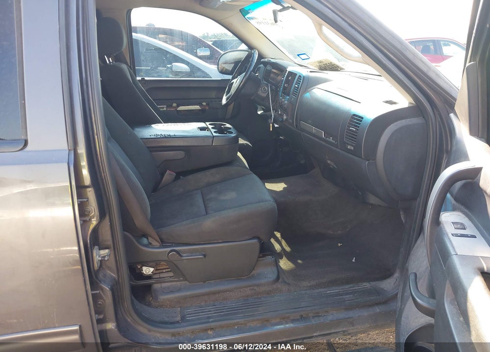 2010 CHEVROLET SILVERADO 1500 LT VIN: 3GCRCSEA3AG153593