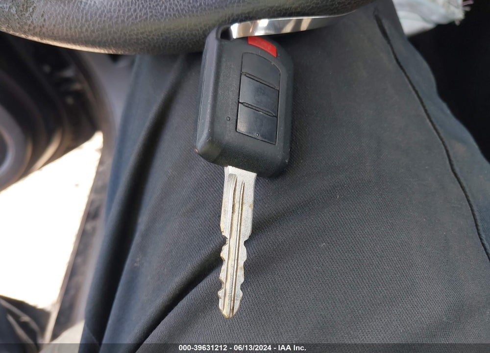 2018 MITSUBISHI MIRAGE G4 ES VIN: ML32F3FJ4JHF12328