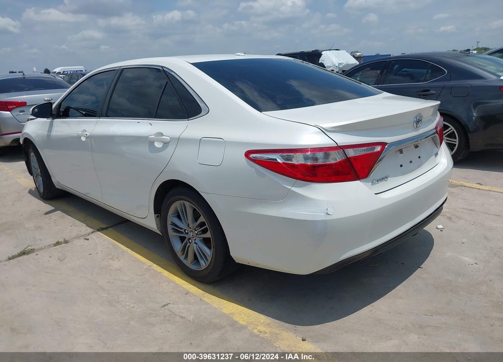 2015 TOYOTA CAMRY SE VIN: 4T1BF1FK6FU485523
