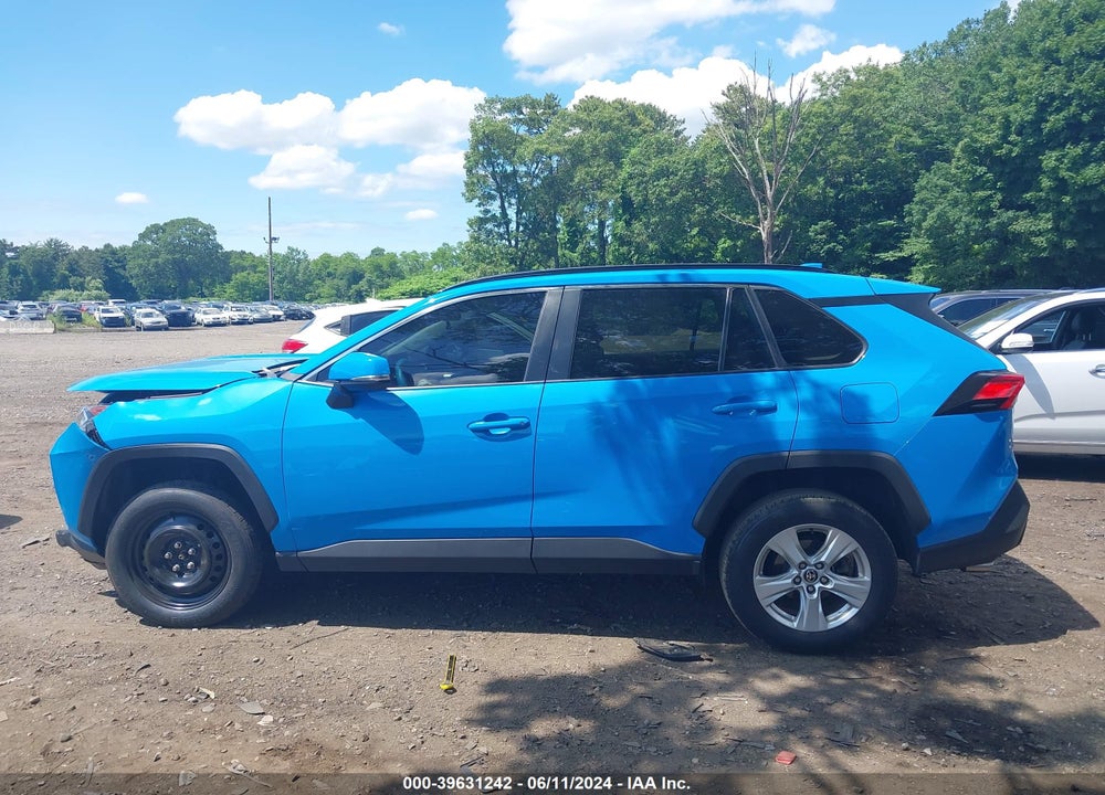 2021 TOYOTA RAV4 XLE VIN: 2T3P1RFVXMW175442