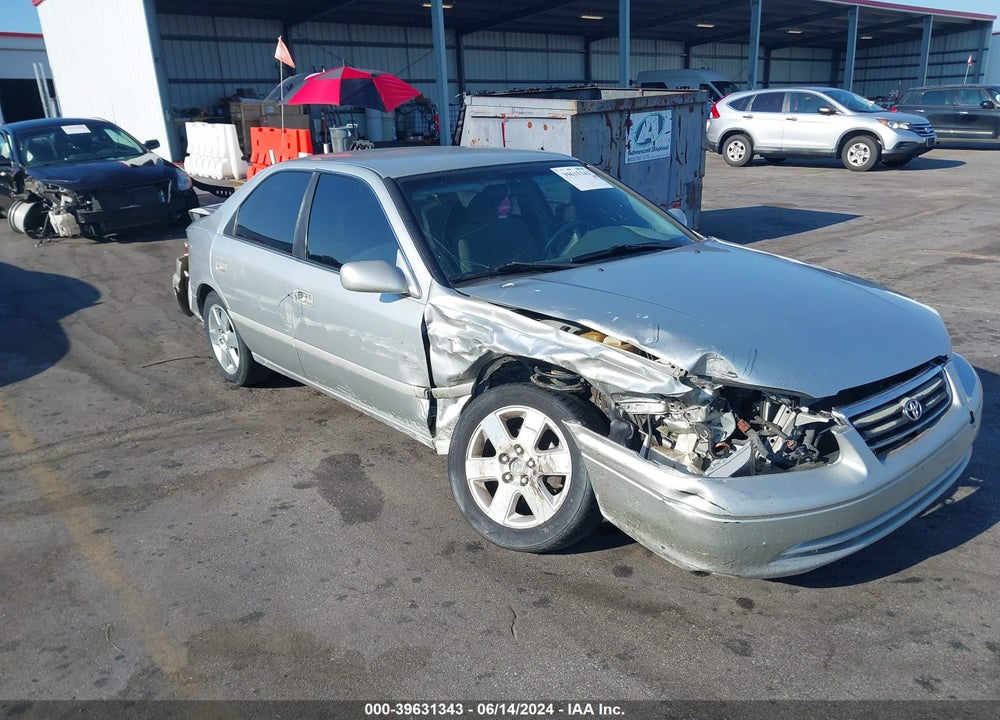 2001 TOYOTA CAMRY LE V6 VIN: 4T1BF22K01U959910