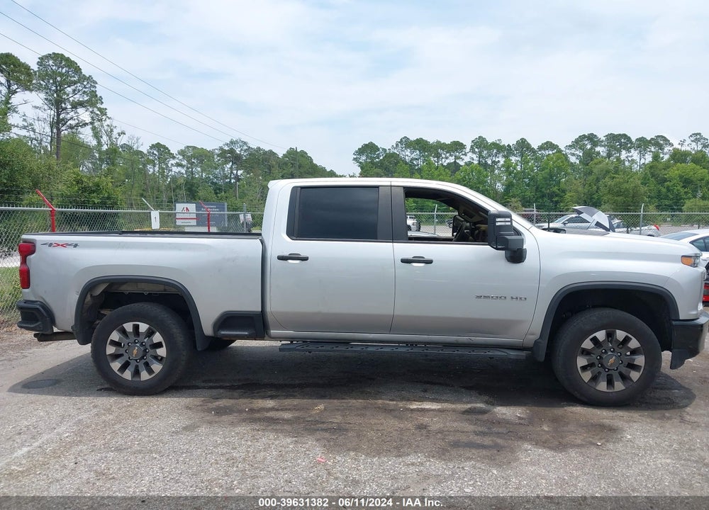 2022 CHEVROLET SILVERADO 2500HD 4WD STANDARD BED CUSTOM VIN: 1GC4YME76NF225812