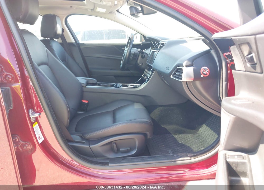 2017 JAGUAR XE 25T VIN: SAJAR4BG8HA960976