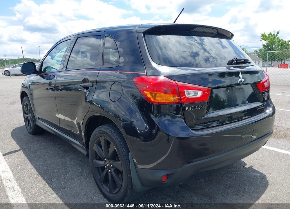 2015 MITSUBISHI OUTLANDER SPORT ES VIN: 4A4AP3AW3FE031705
