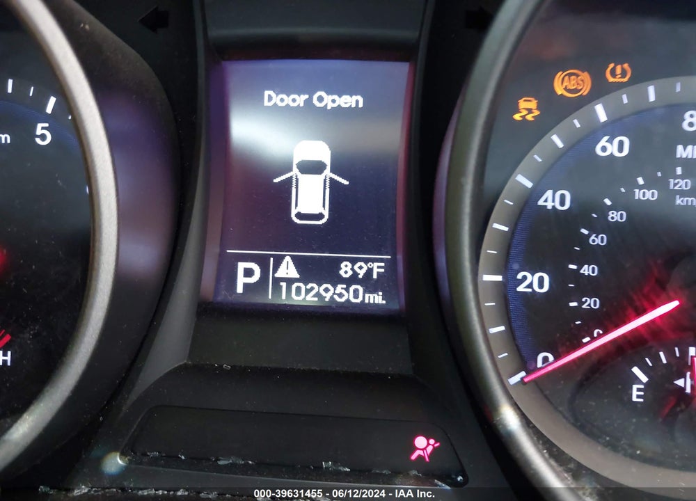2015 HYUNDAI SANTA FE SPORT 2.4L VIN: 5XYZUDLB1FG275671