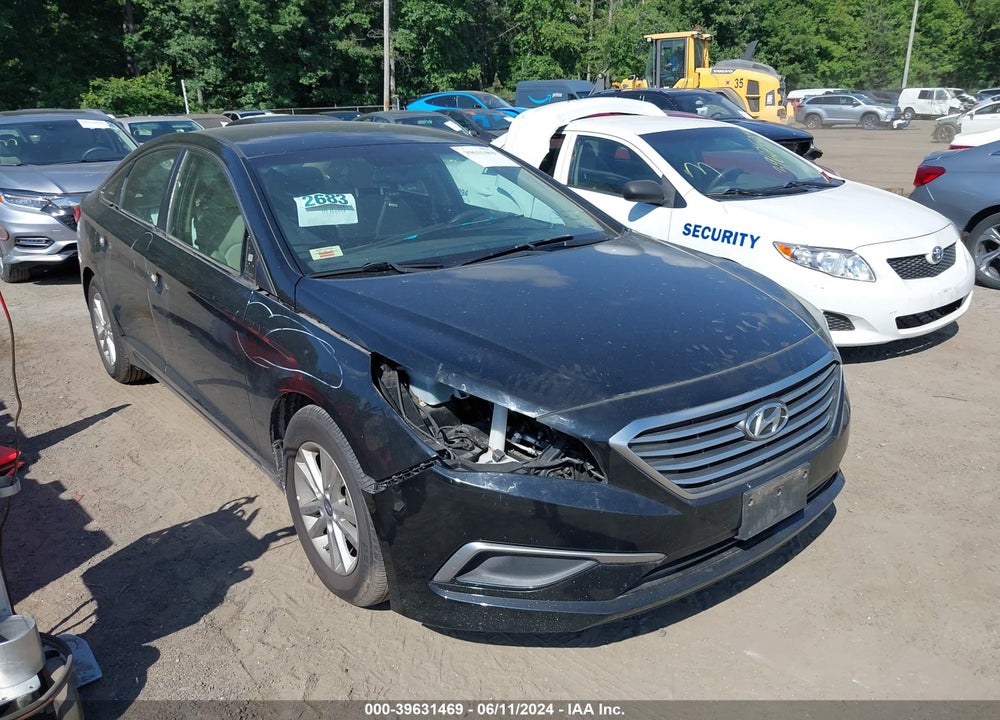 2016 HYUNDAI SONATA SE VIN: 5NPE24AF2GH262335