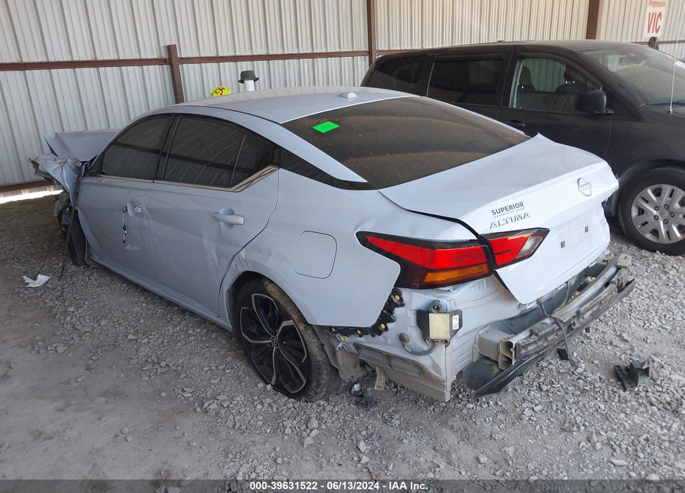 2023 NISSAN ALTIMA SR FWD VIN: 1N4BL4CV3PN302111