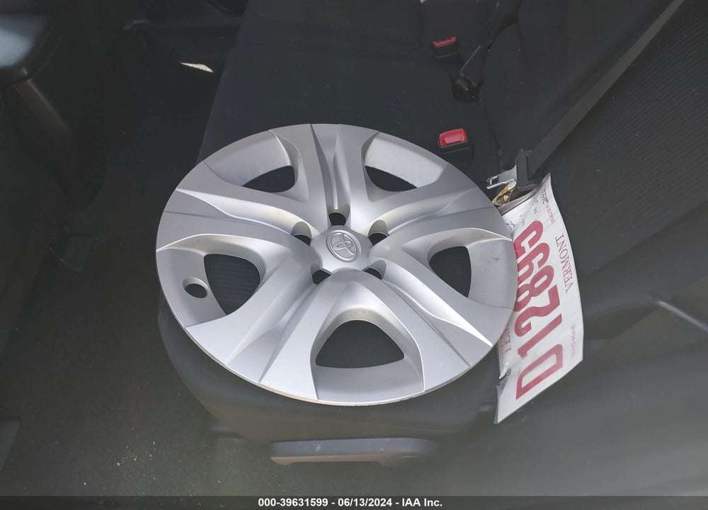 2015 TOYOTA RAV4 LE VIN: JTMBFREV7FJ030549