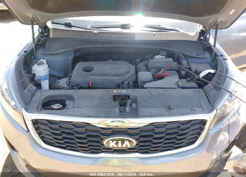2019 KIA SORENTO 2.4L L VIN: 5XYPG4A32KG610568
